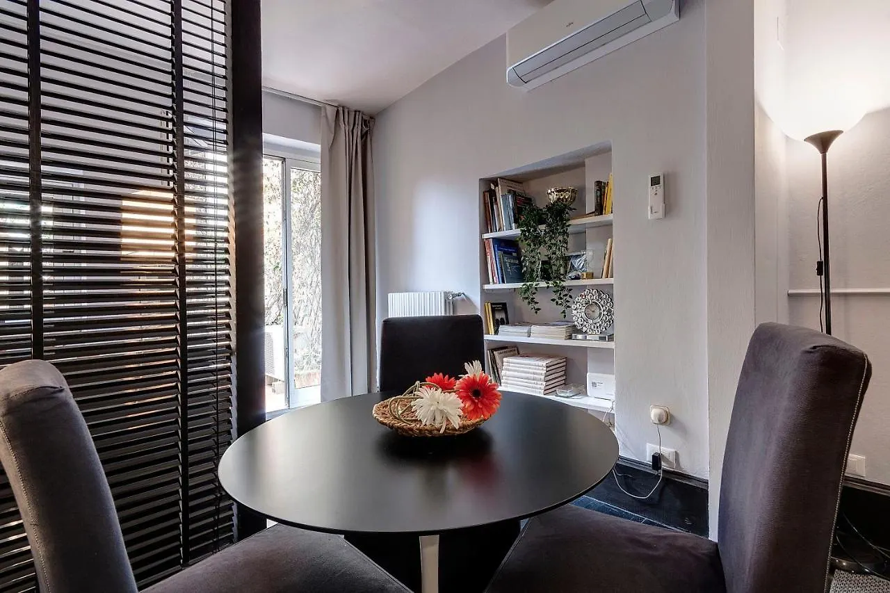 San Niccolo Apartment By Mamo Florencja